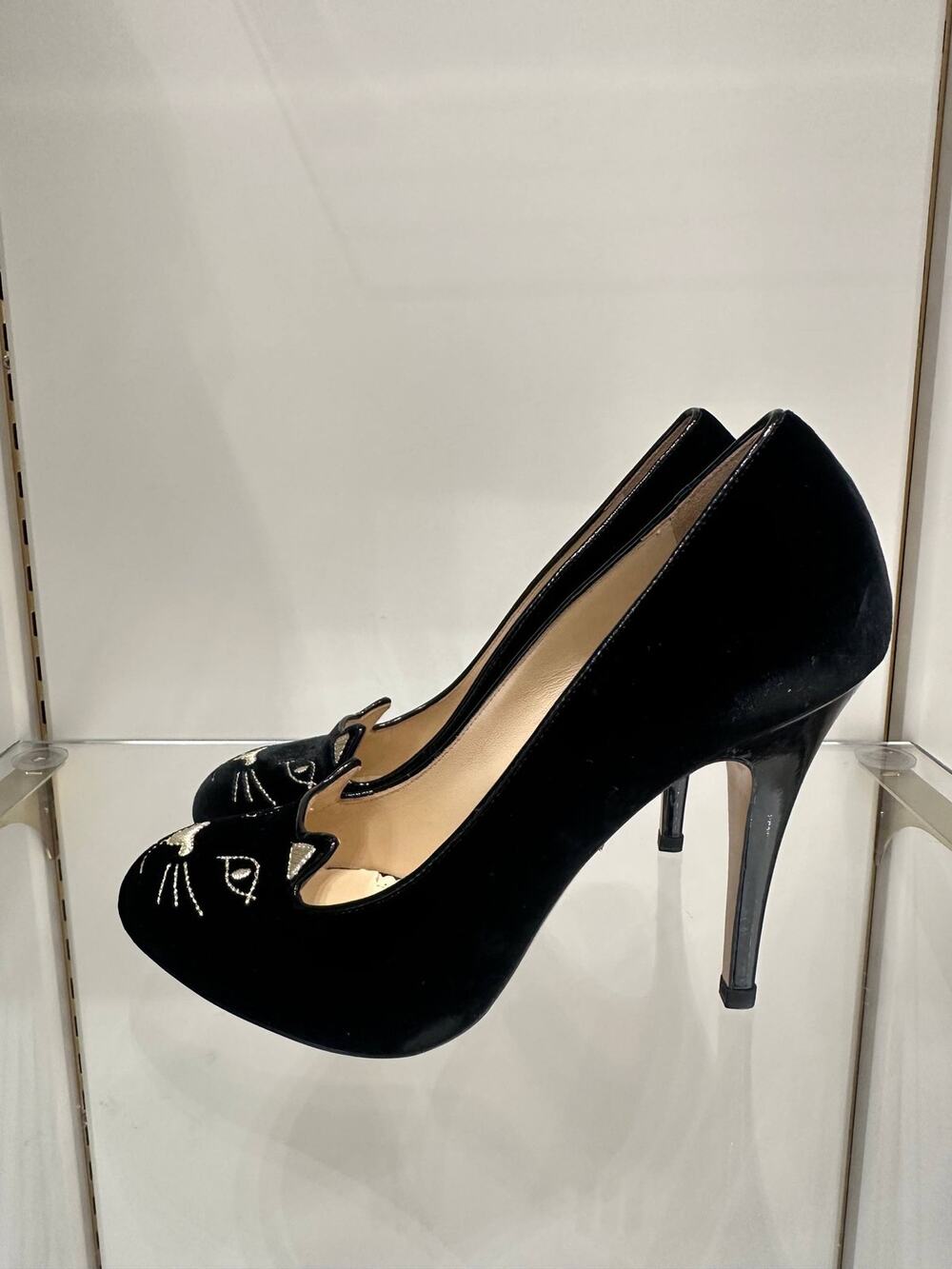 NWOB Charlotte Olympia Black Velvet Kitty 110 Pumps - Size 39